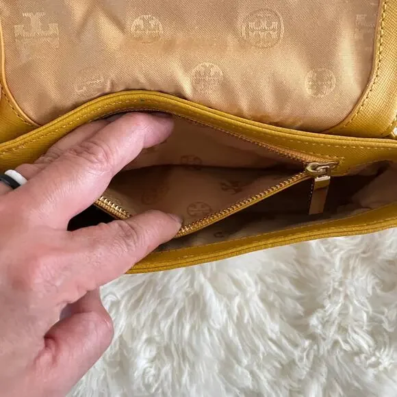Tory Burch Yellow Mustard color crossbody - Picture 5 of 11